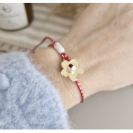 Marteniçka Altın Renk Çiçek Detaylı Bileklik Beyaz Makrome